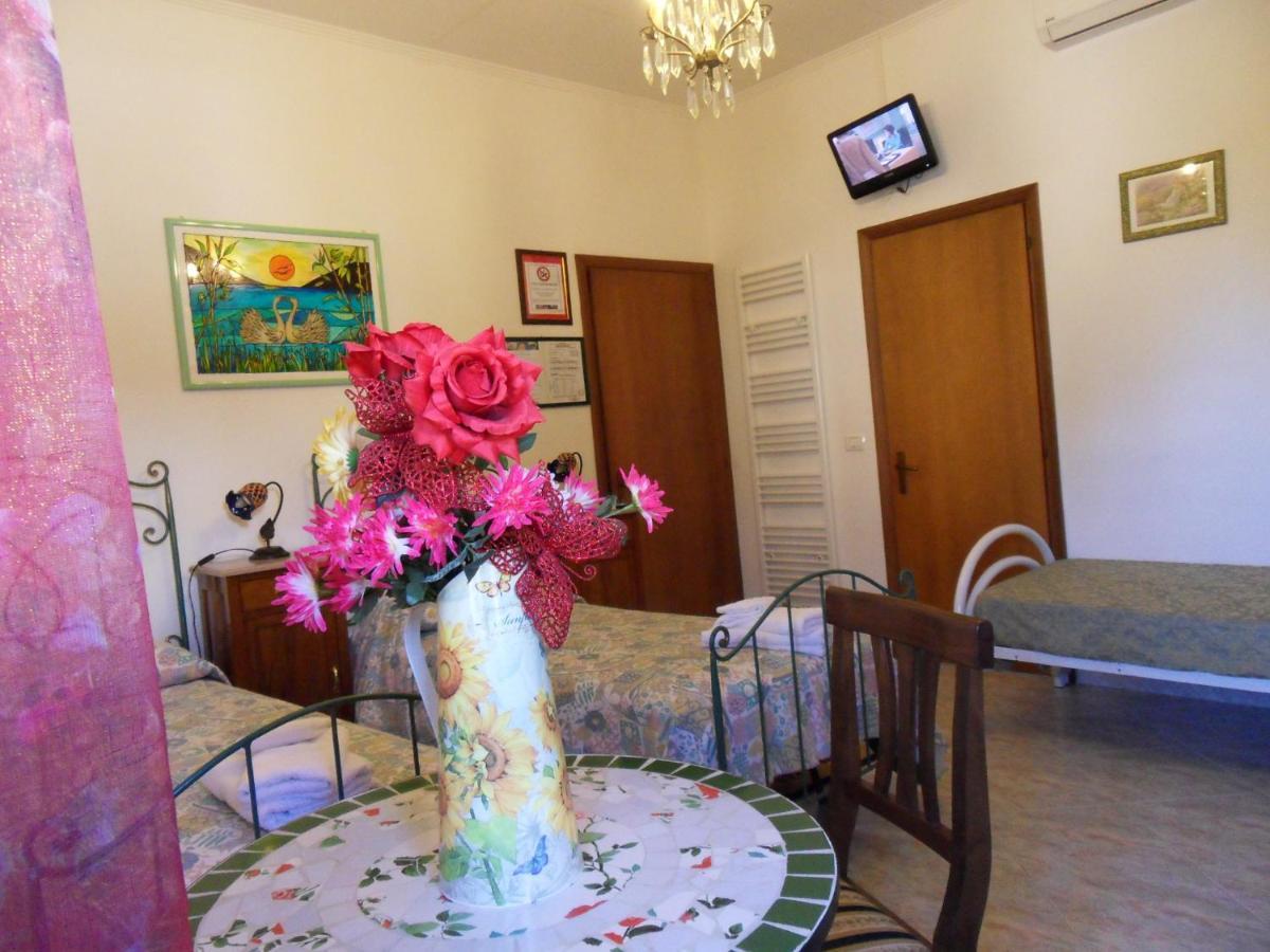 Bed and Breakfast Di Mare E Di Sale Anzio Exterior foto