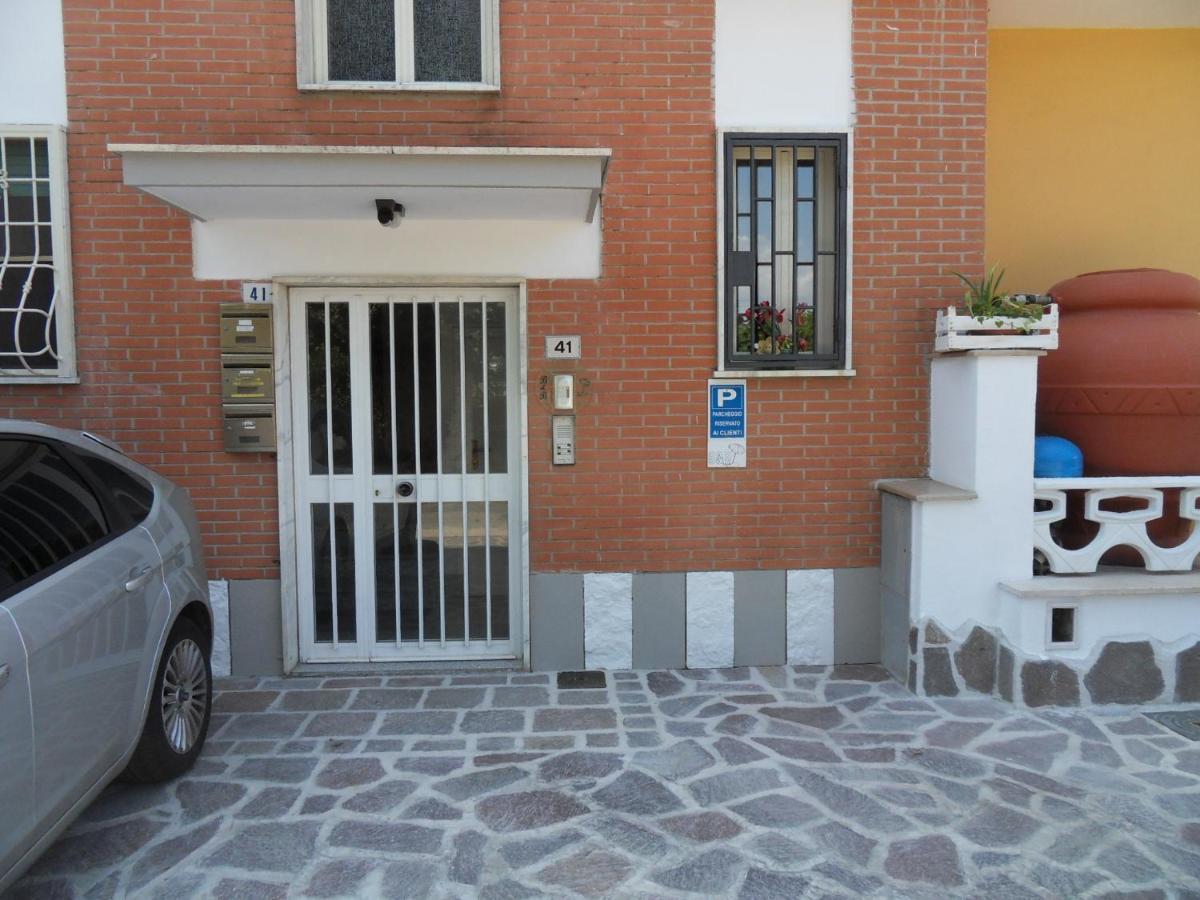 Bed and Breakfast Di Mare E Di Sale Anzio Exterior foto